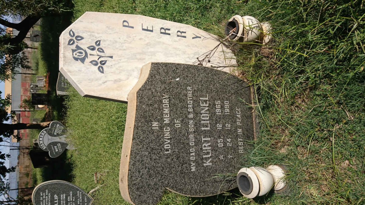 PERRY Kurt Lionel 1965-1990