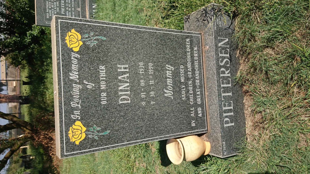 PIETERSEN Dinah 1930-1990
