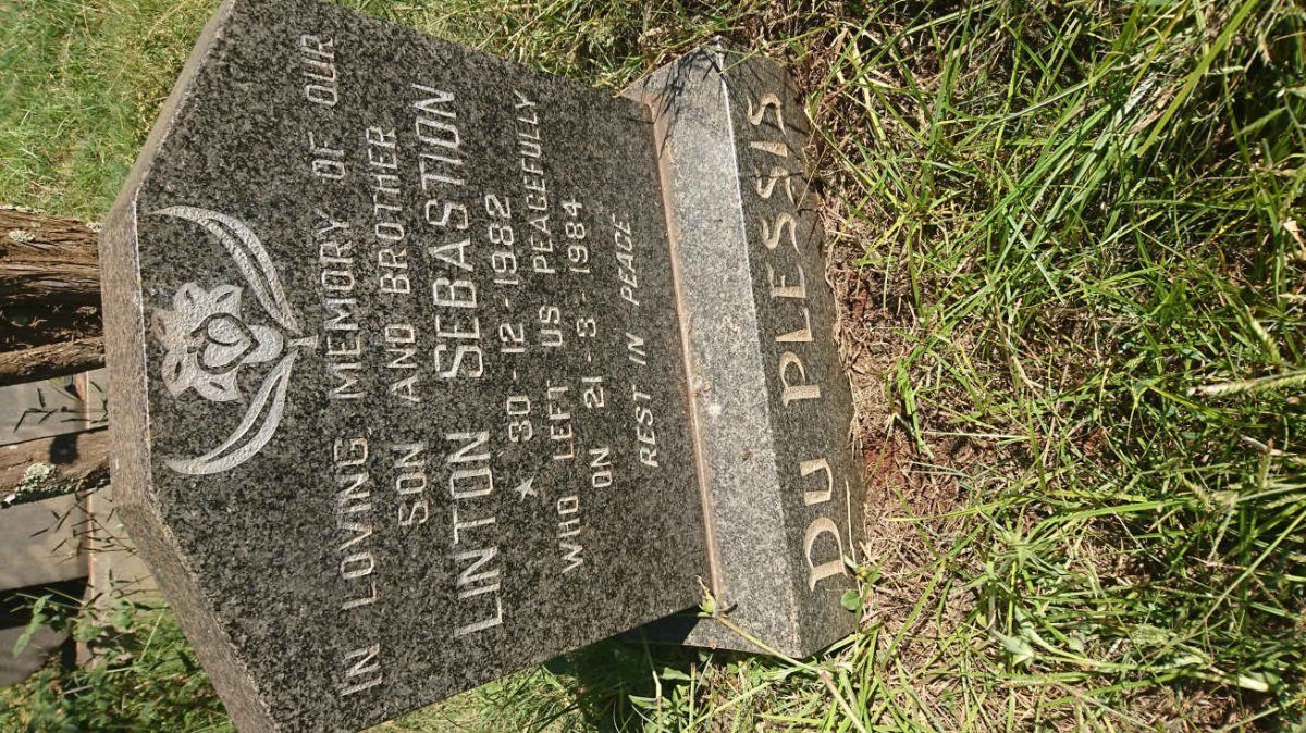 PLESSIS Linton Sebastion, du 1982-1984