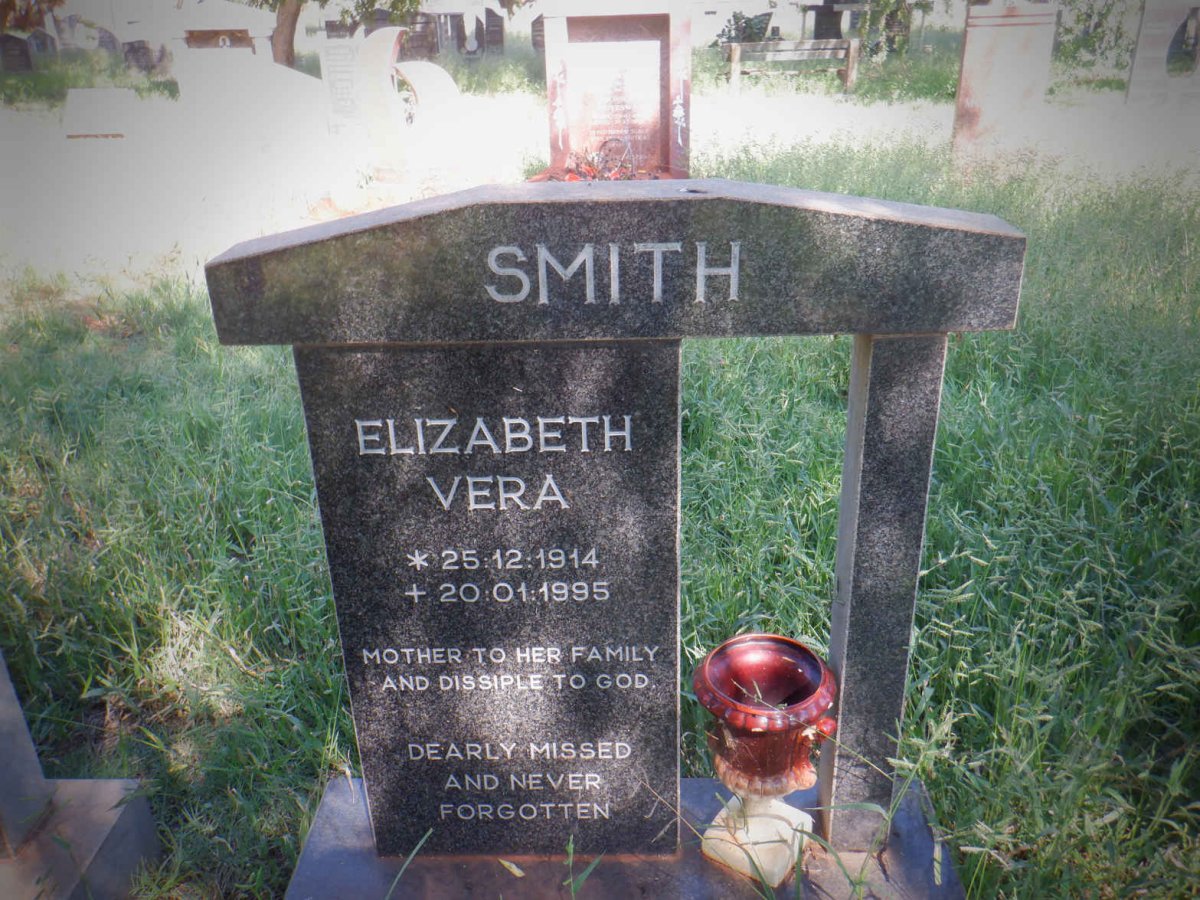 SMITH Elizabeth Vera 1914-1995