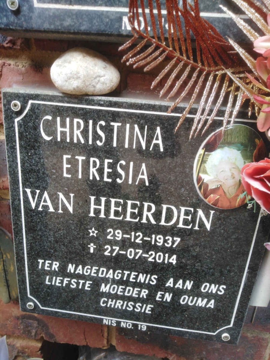 HEERDEN Christina Etresia, van 1937-2014
