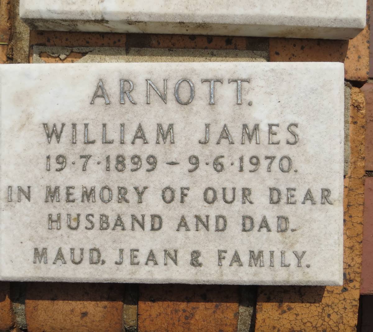 ARNOTT William James 1899-1970