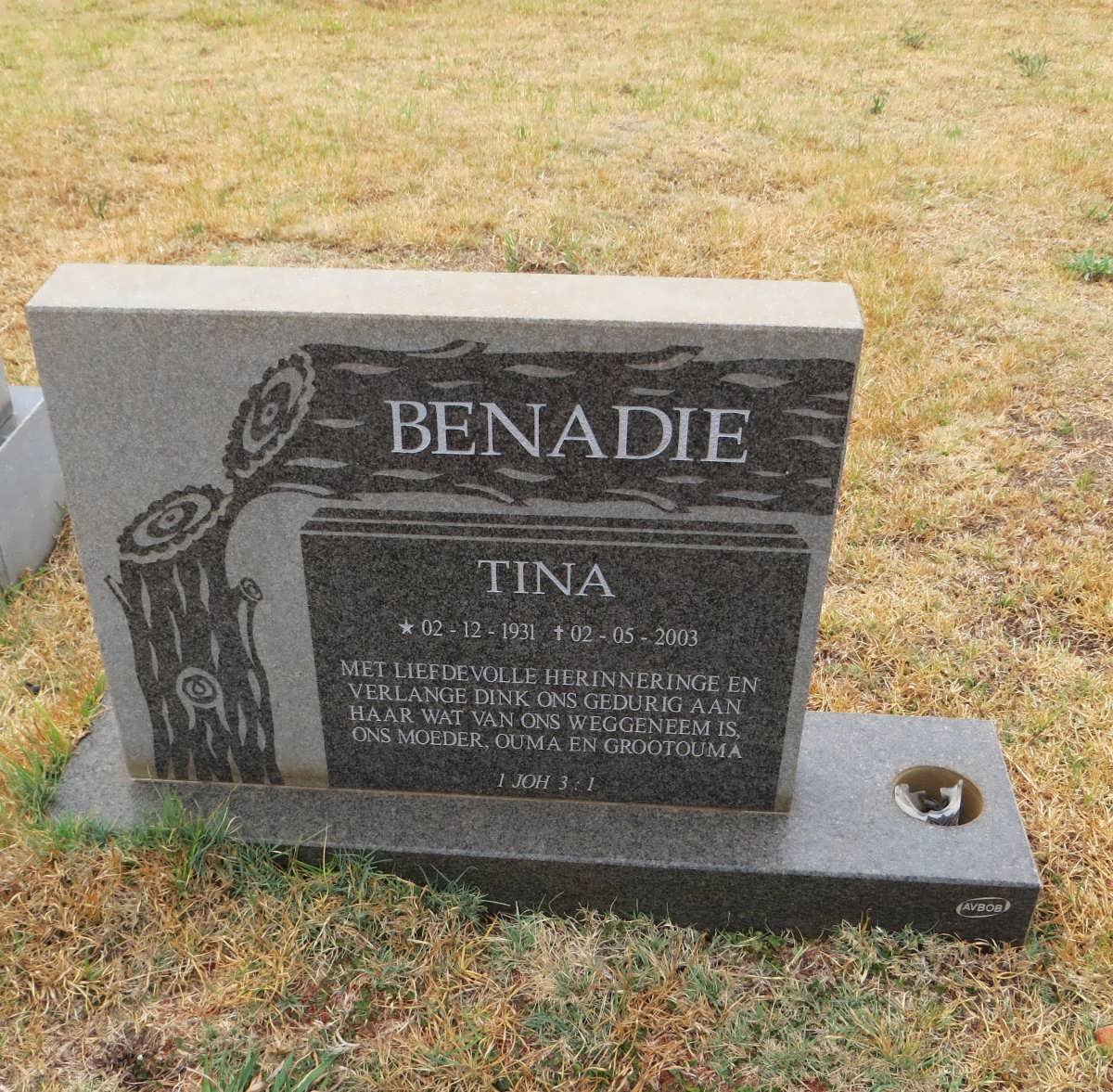 BENADIE Tina 1931-2003
