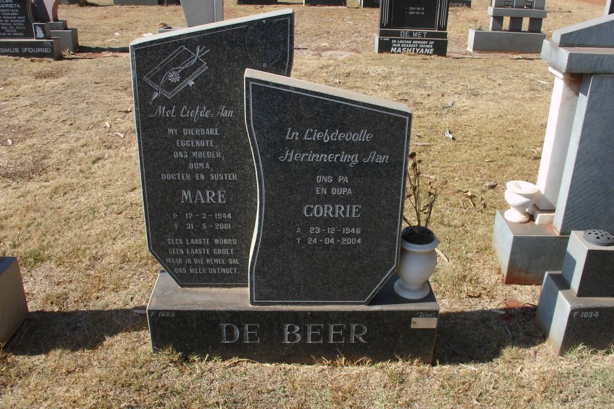 BEER Corrie, de 1946-2004 &amp; Maré 1944-2001
