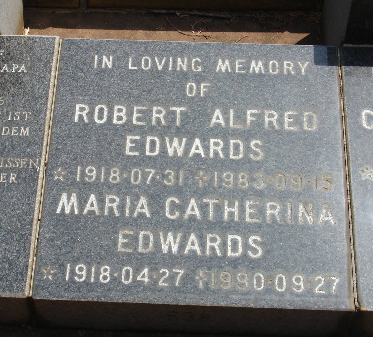 EDWARDS Robert Alfred 1918-1983 &amp; Maria Catherina 1918-1990
