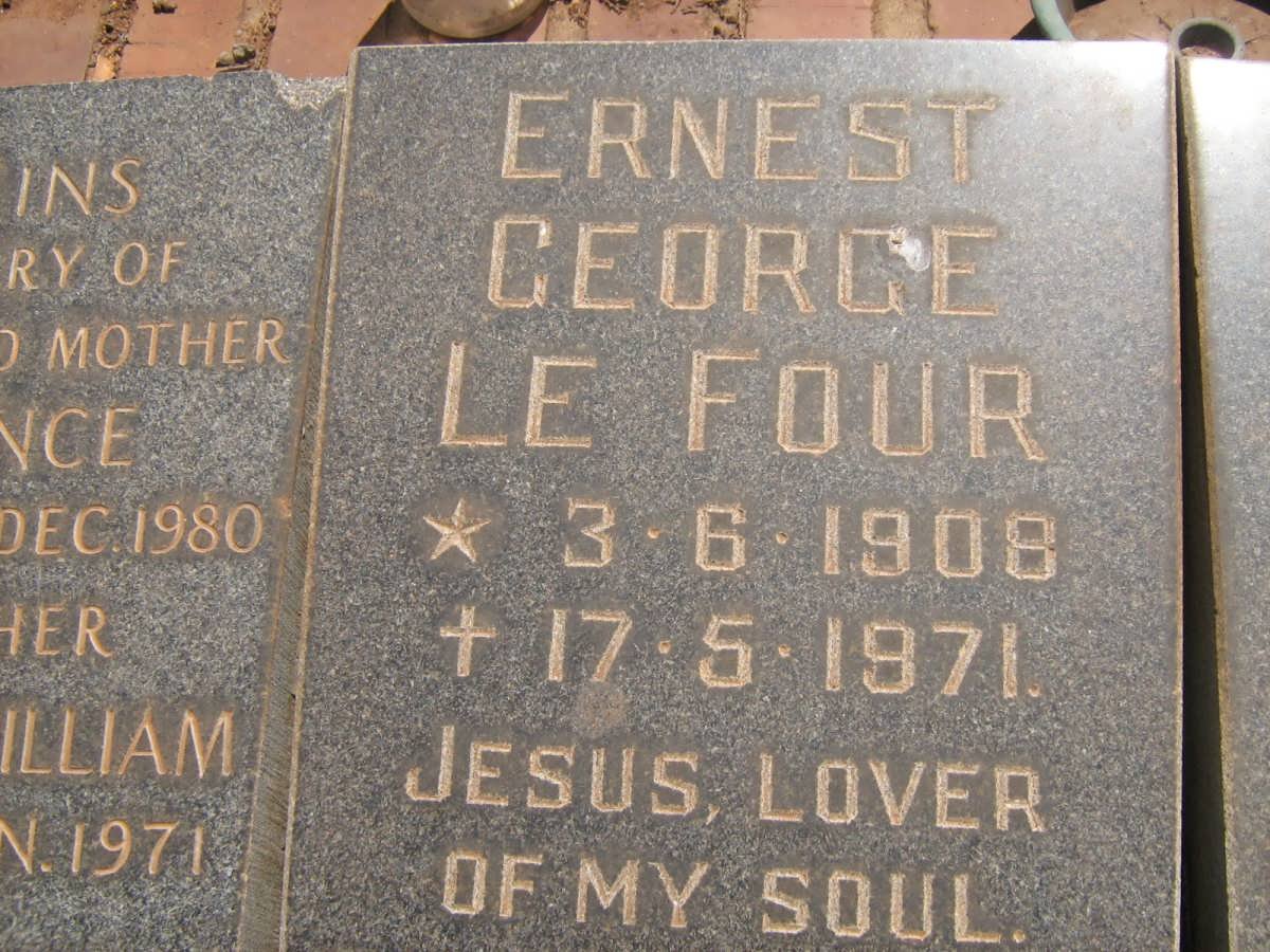 FOUR Ernest George, le 1908-1971