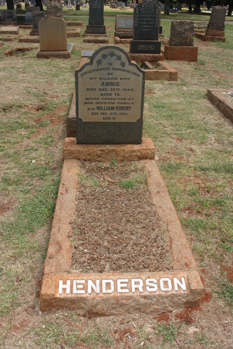 HENDERSON William Robert -1954 &amp; Annie -1944