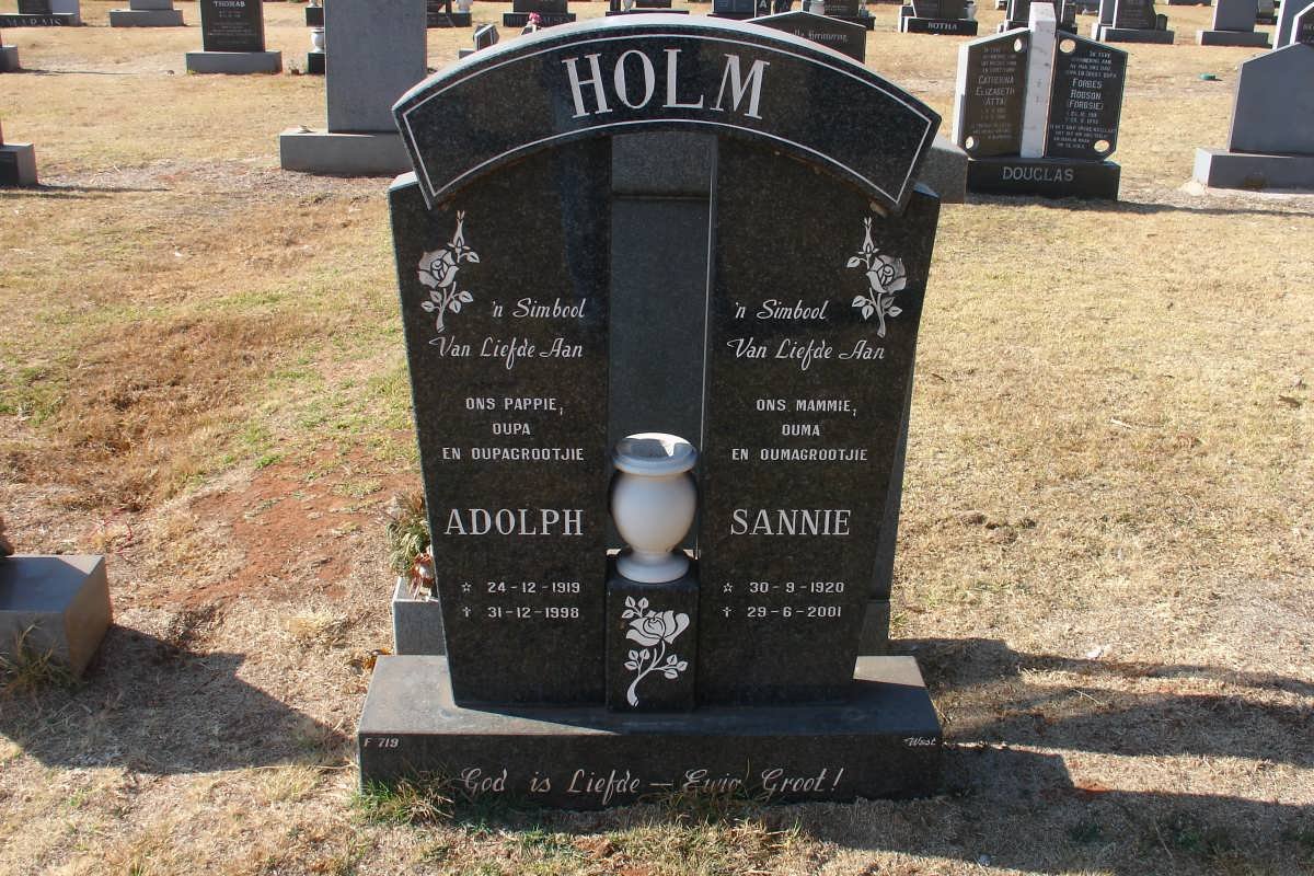 HOLM Adolph 1919-1998 &amp; Sannie 1920-2001