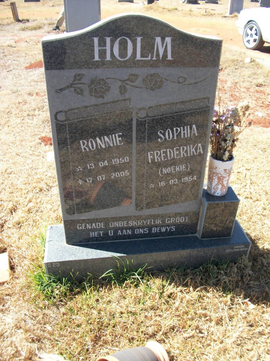 HOLM Ronnie 1950-2005 &amp; Sophia Frederika 1954-