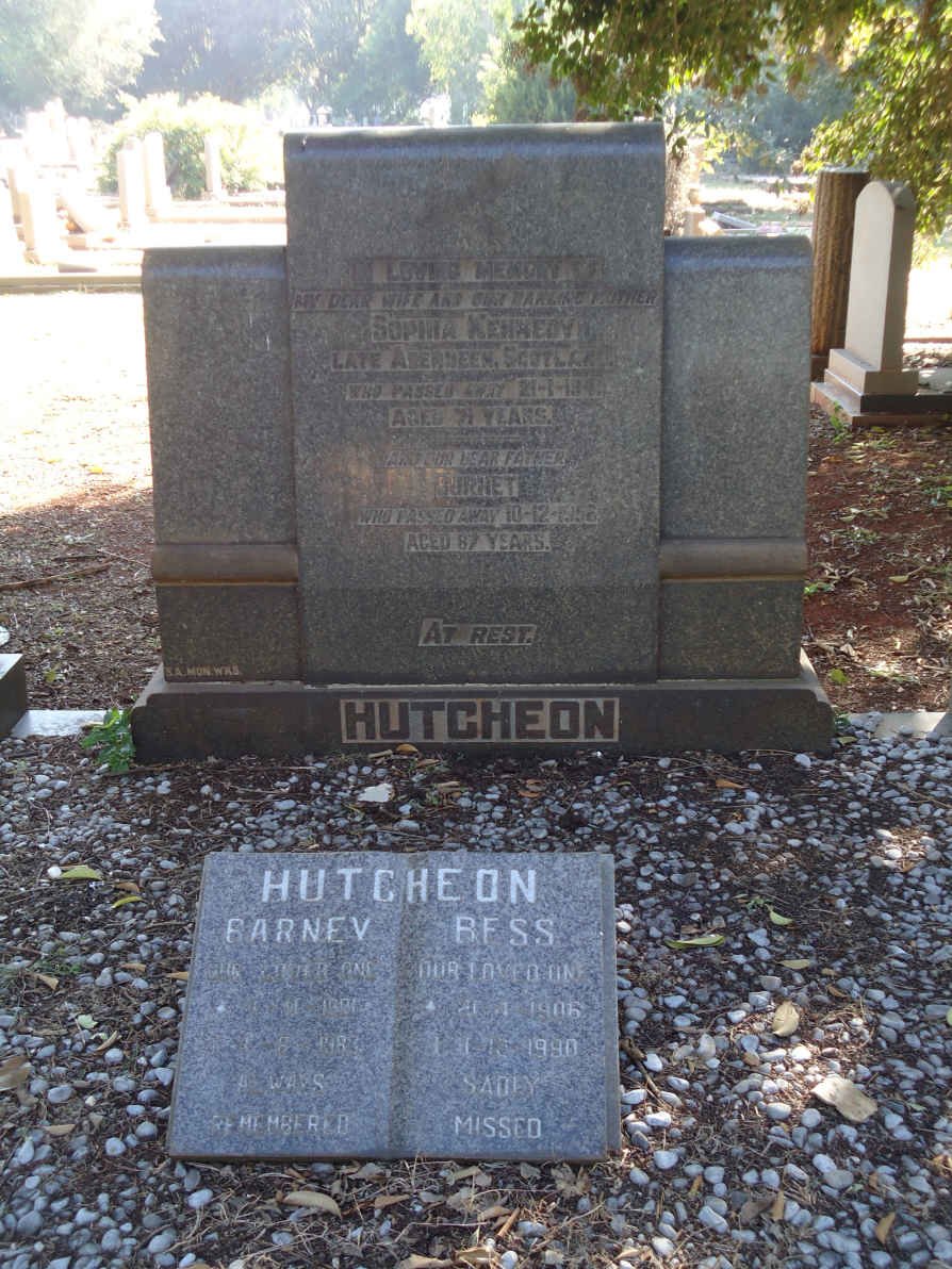 HUTCHEON Burnet -1956 &amp; Sophia Kennedy -194?