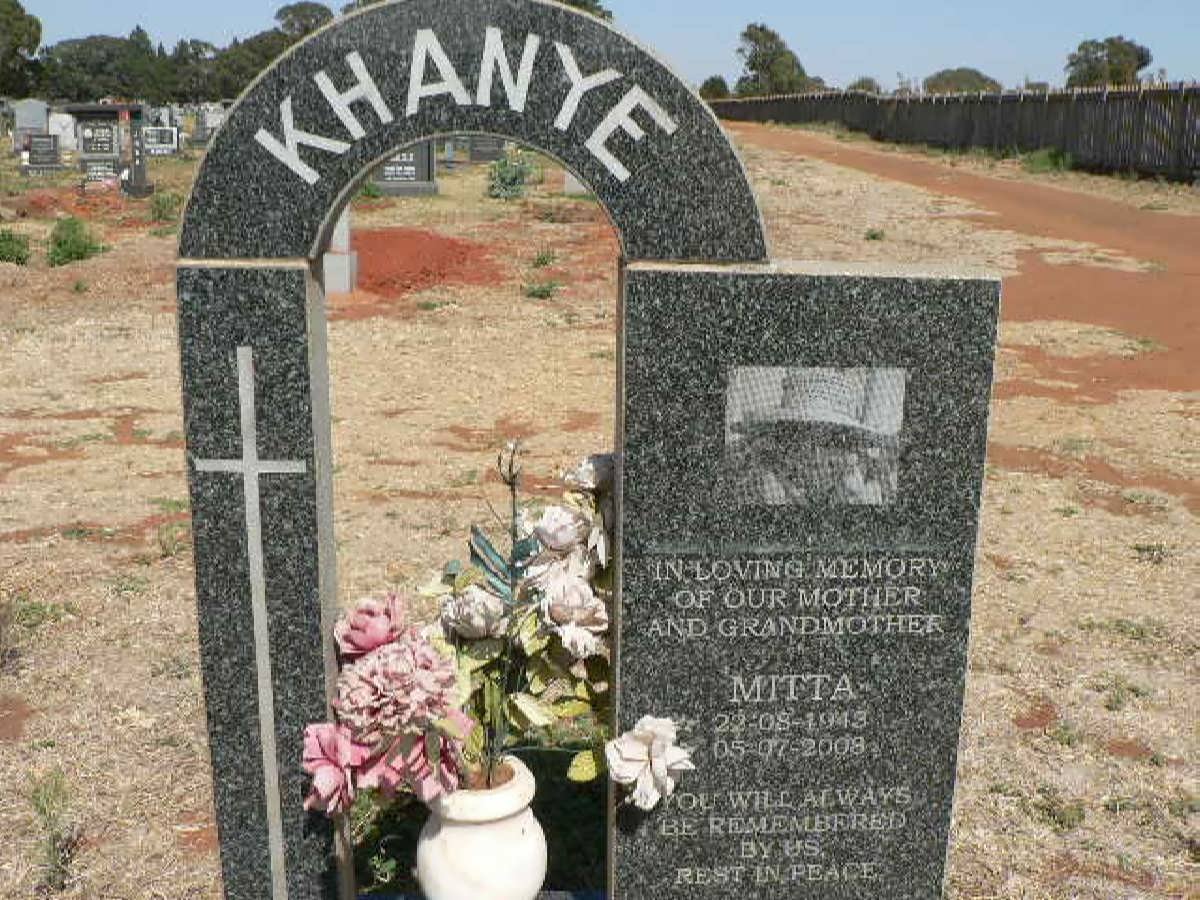 KHANYE Mitta 1943-2008