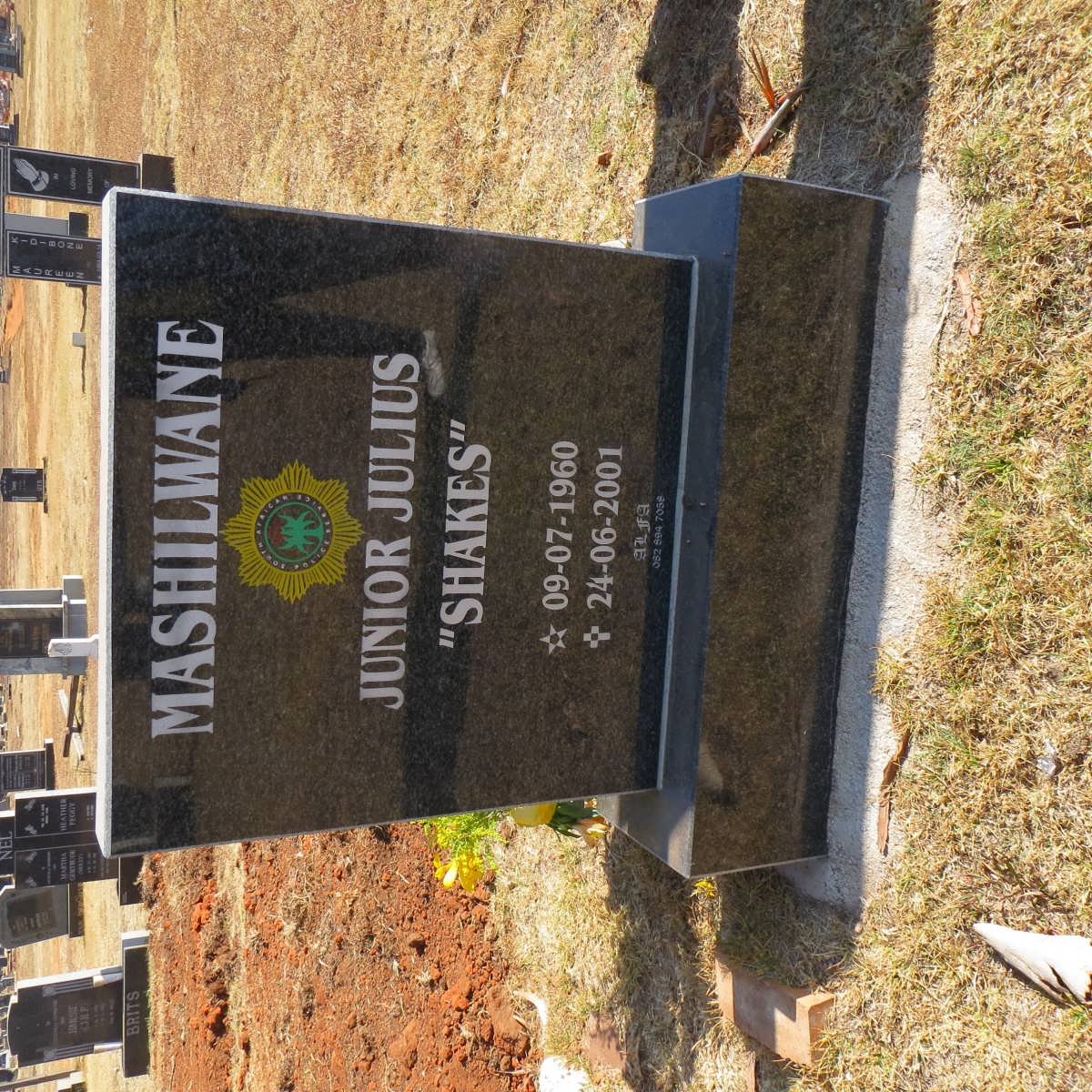 MASHILWANE Junior Julius 1960-2001