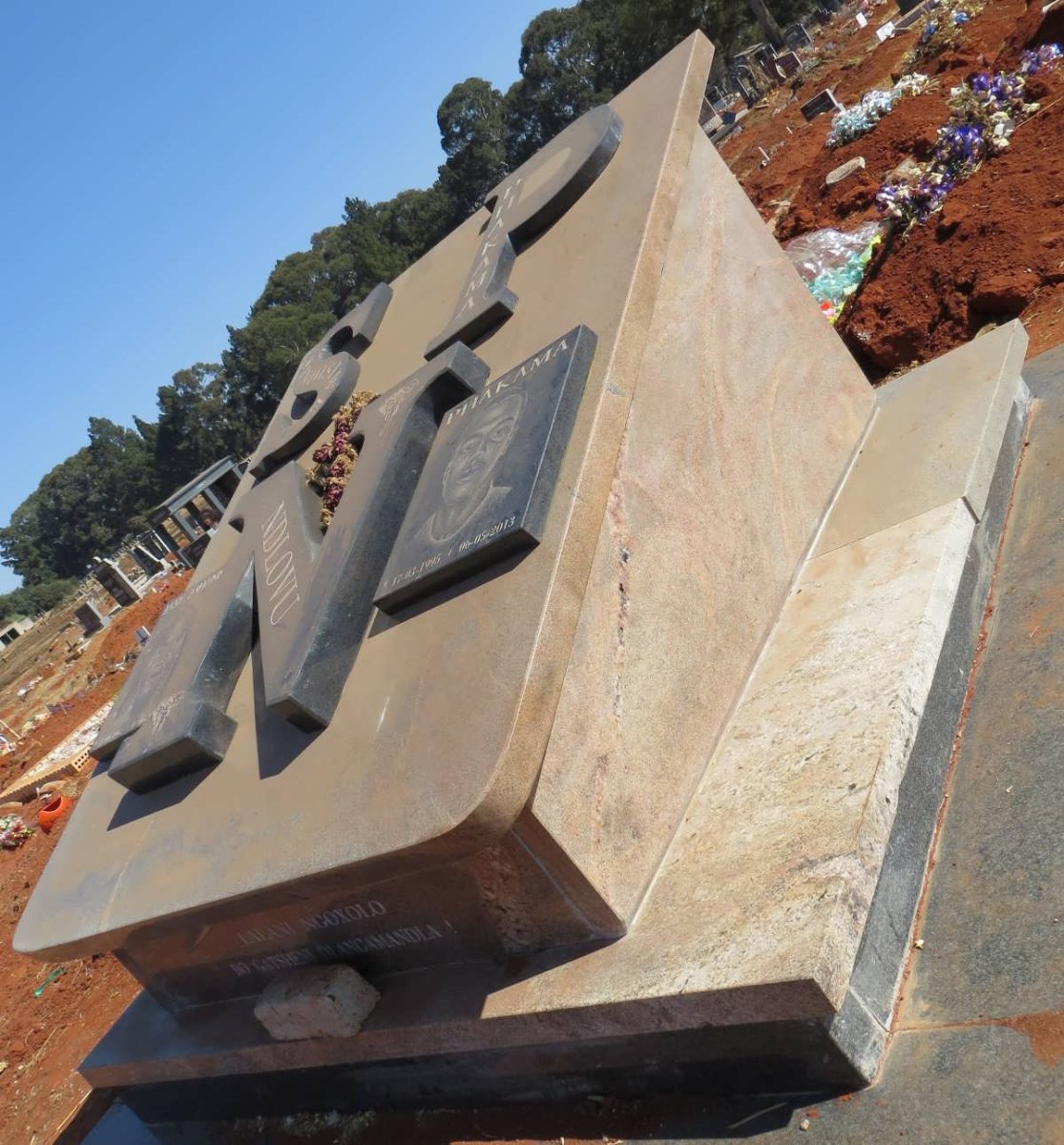 NDLOVU Phakama 1995-2013