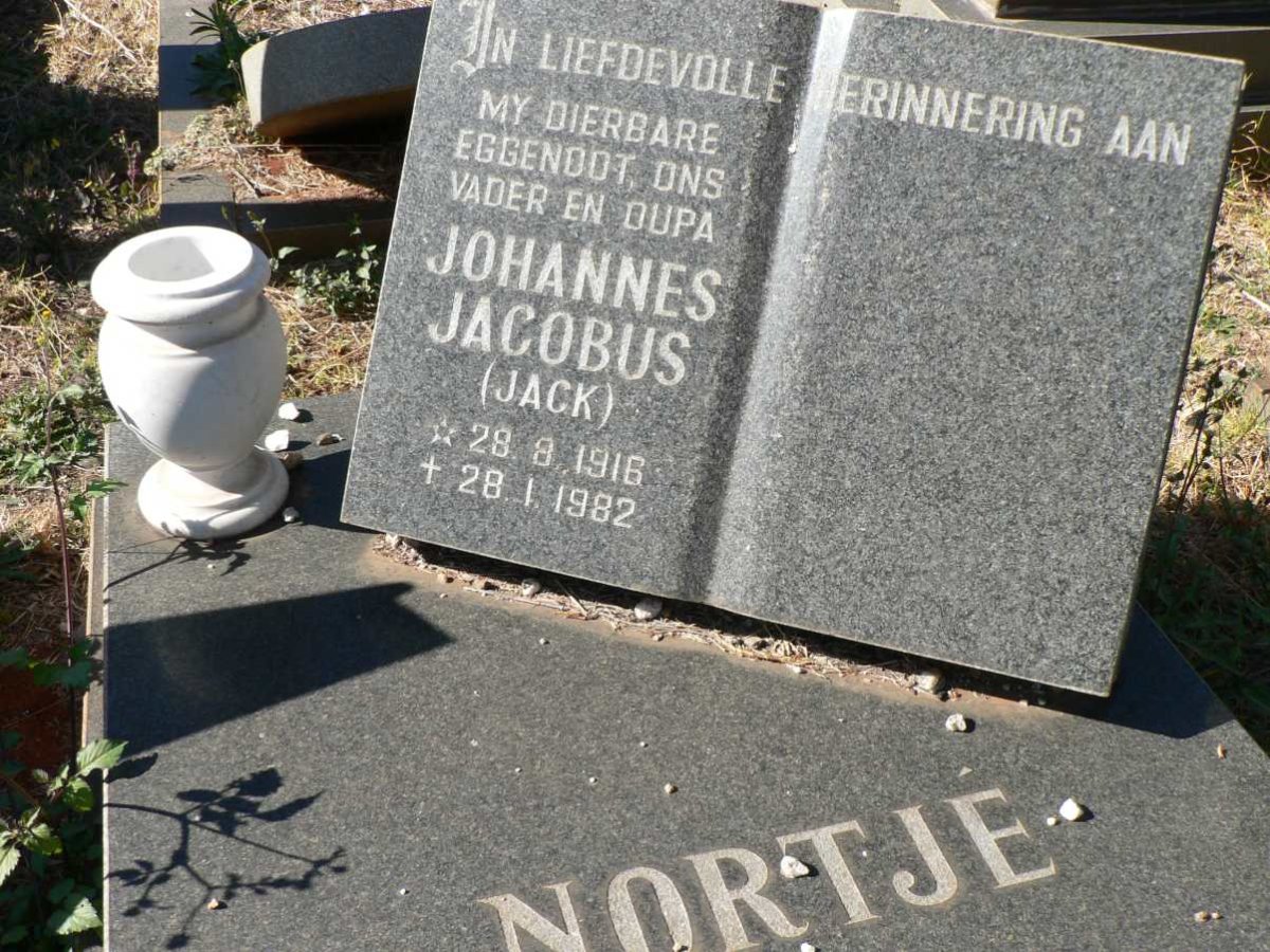 NORTJE Johannes Jacobus 1918-1982