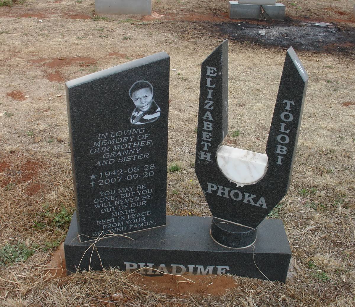 PHADIME Elizabeth Tolobi Phoka 1942-2007