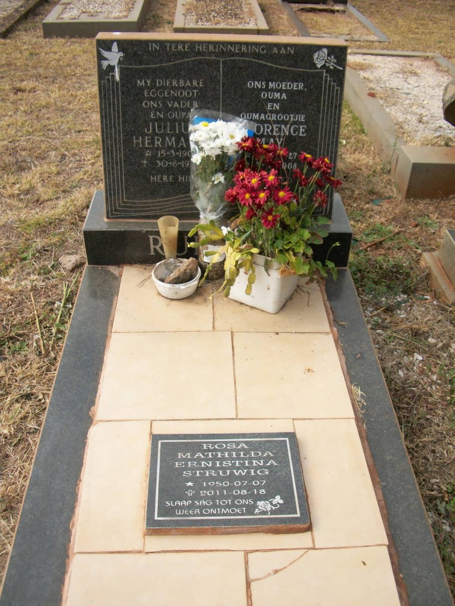 RUHLING Julius Hermann 1907-1976 &amp; Florence May 1927-2008 :: STRUWIG Rosa Mathilda Ernistina 1950-2011