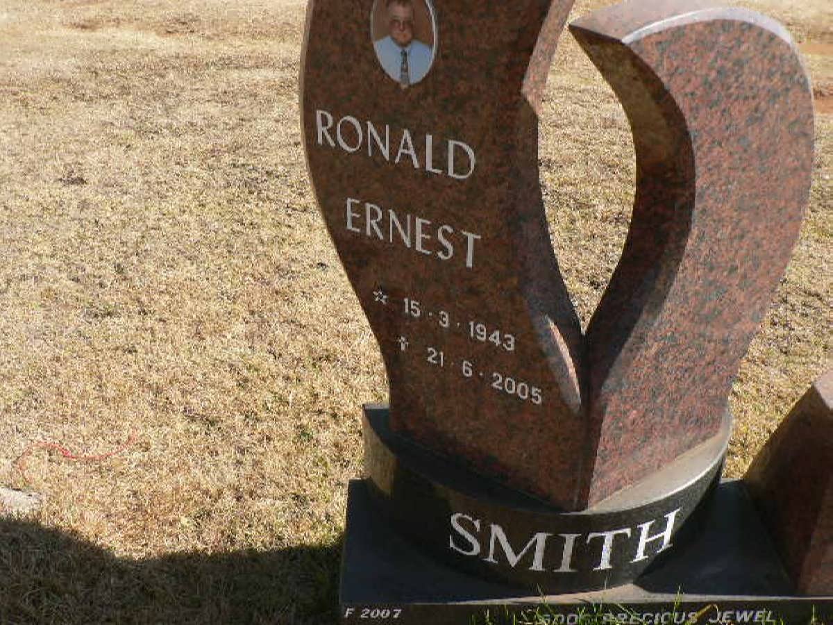 SMITH Ronald Ernest 1943-2005