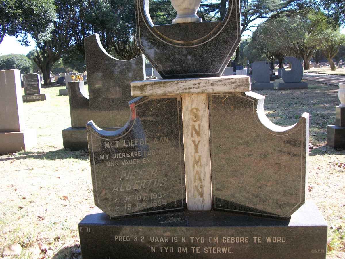 SNYMAN Pieter Albertus 1938-1994