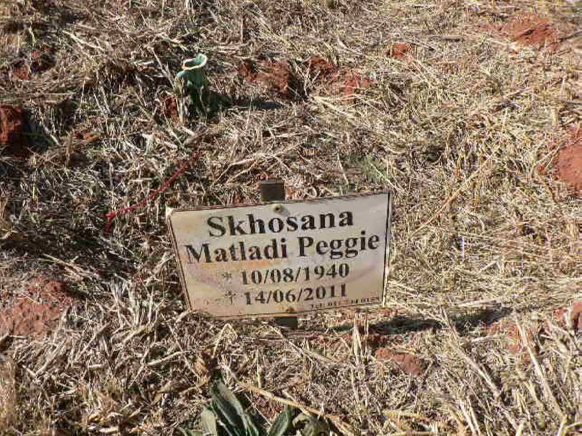 SKHOSANA Matladi Peggie 1940-2011