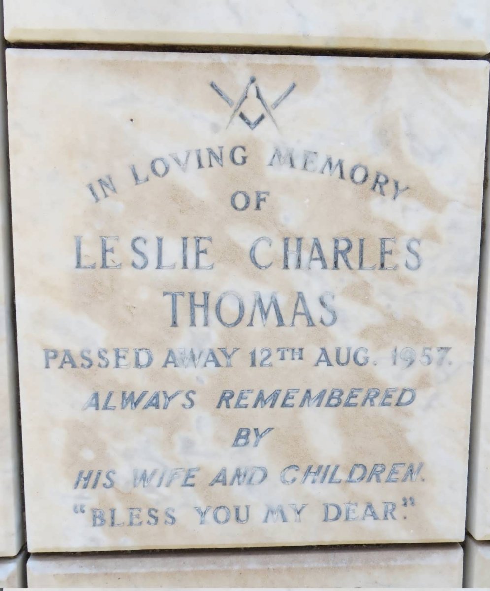 THOMAS Leslie Charles -1957