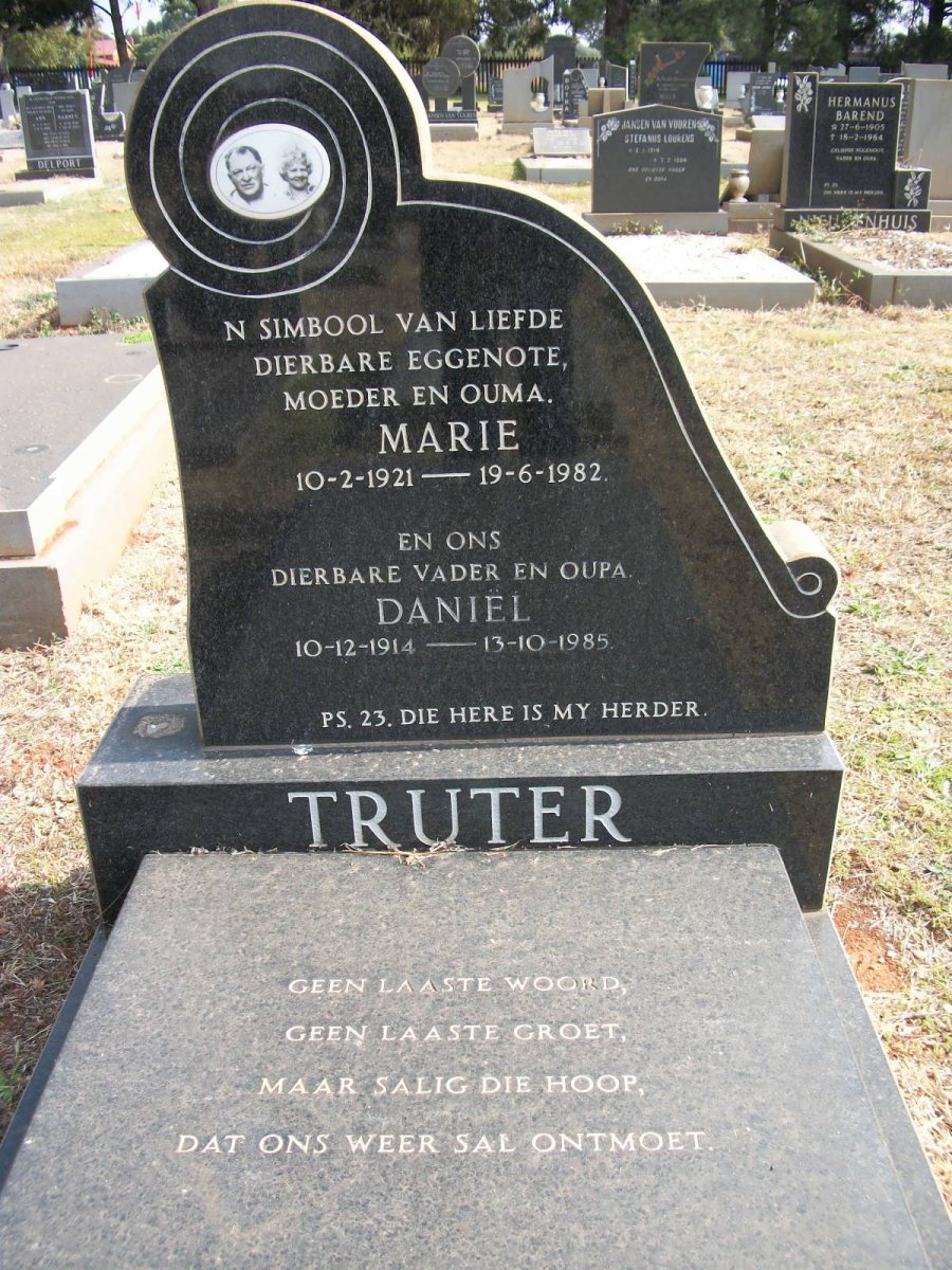 TRUTER Daniël 1914-1985 &amp; Marie 1921-1982