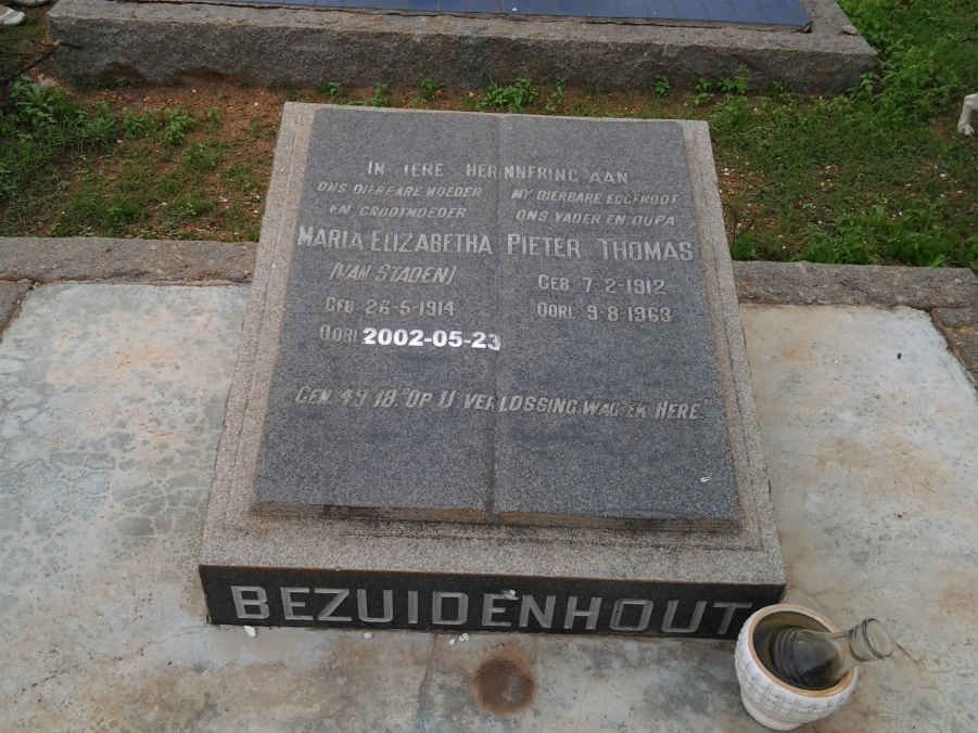 BEZUIDENHOUT Pieter Thomas 1912-1963 &amp; Maria Elizabeth VAN STADEN 1914-2002