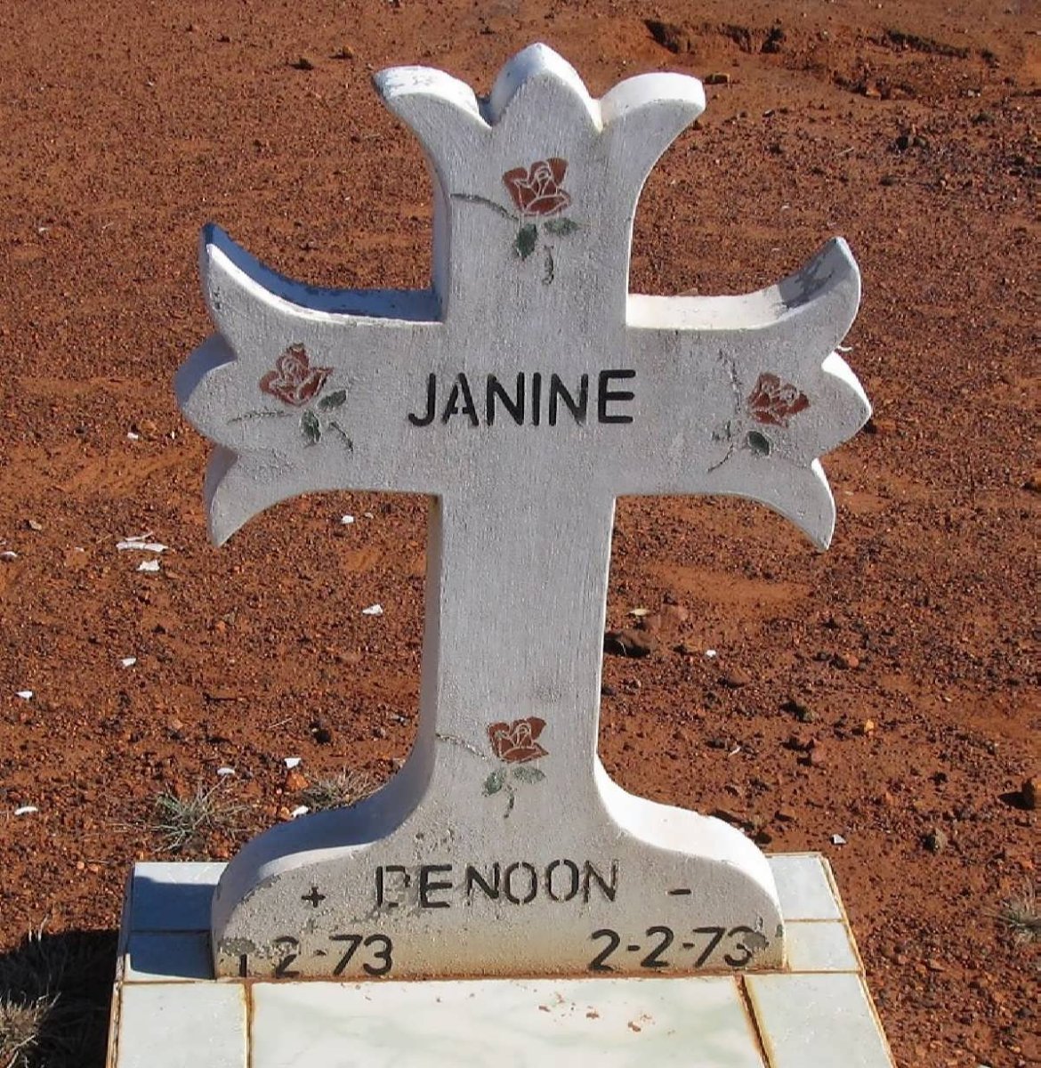 DENOON Janine 1973-1973