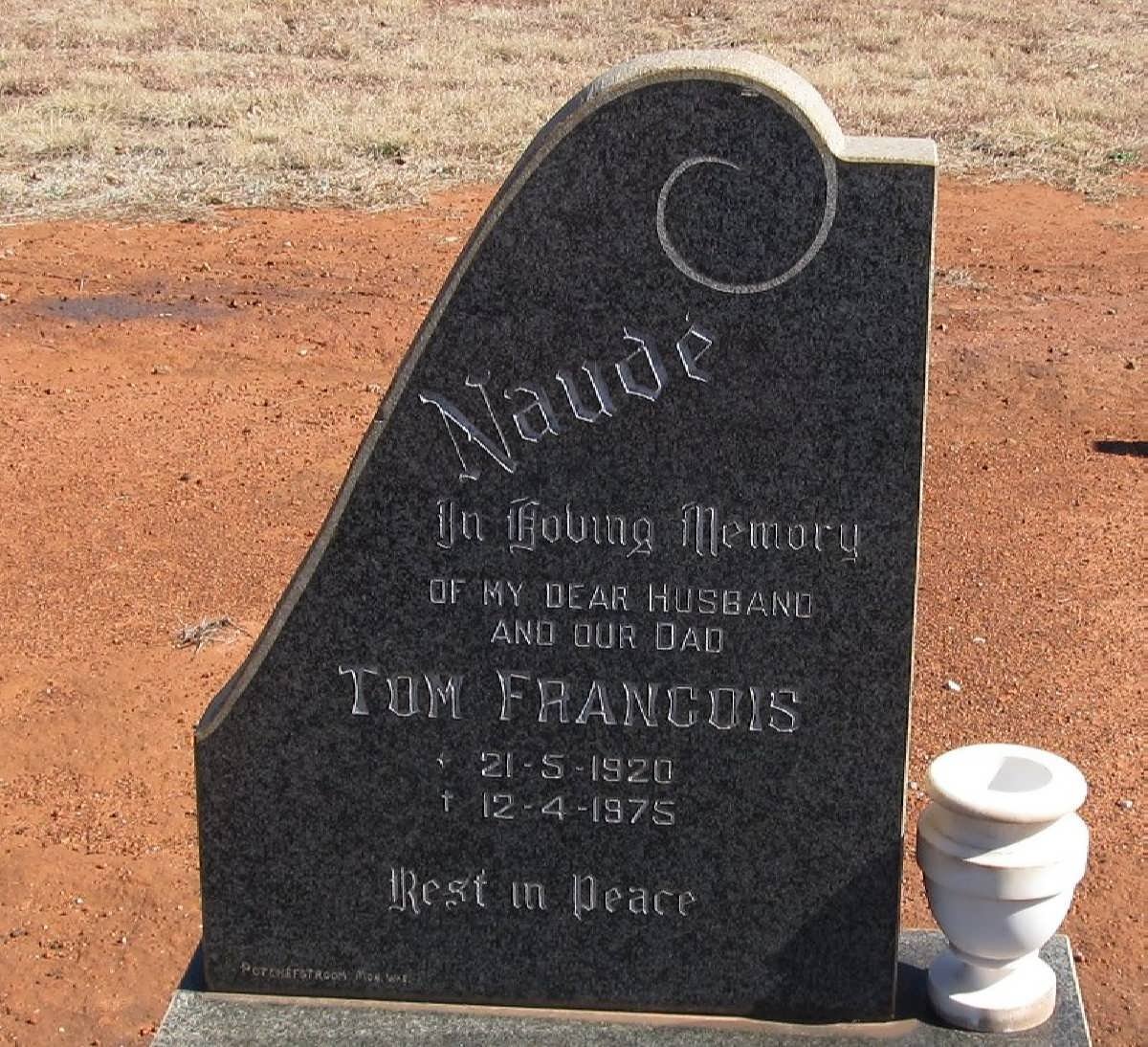 NAUDE Tom Francois 1920-1975