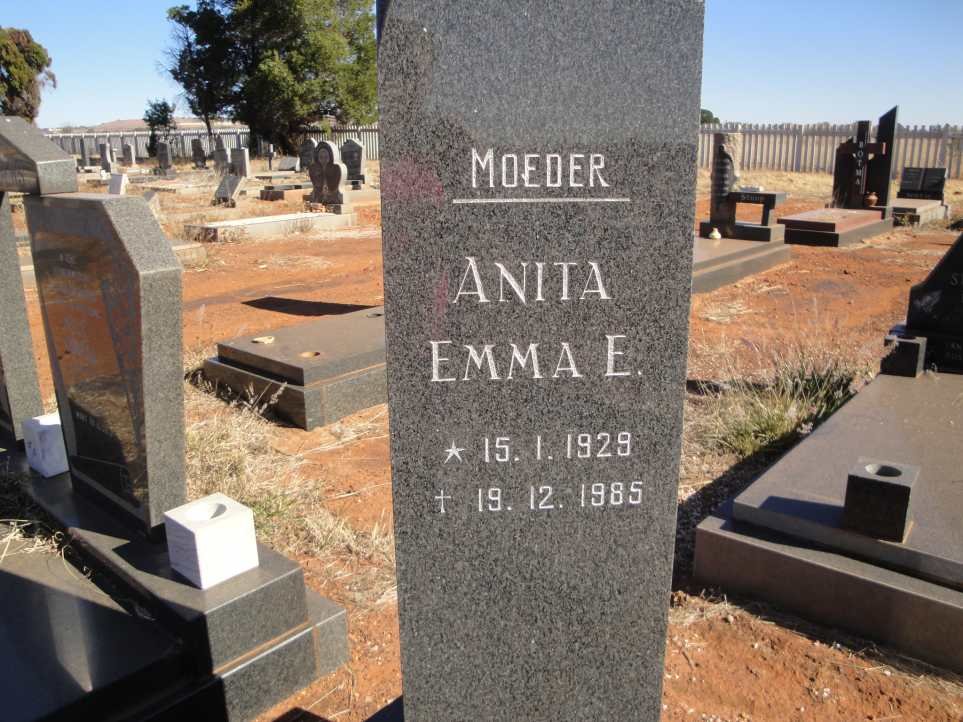 SWINDON Anita Emma E. 1929-1985