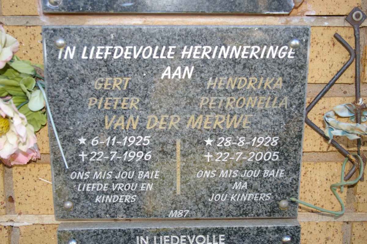 MERWE Gert Pieter, van der 1925-1996 &amp; Hendrika Petronella 1928-2005