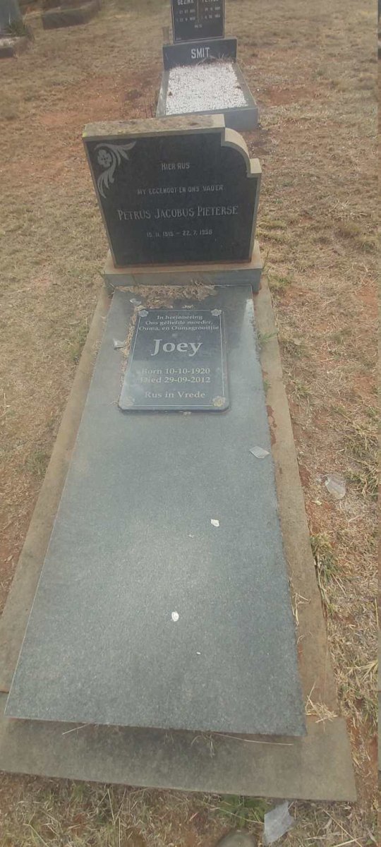 PIETERSE Petrus Jacobus 1915-1956 &amp; Joey 1920-2012