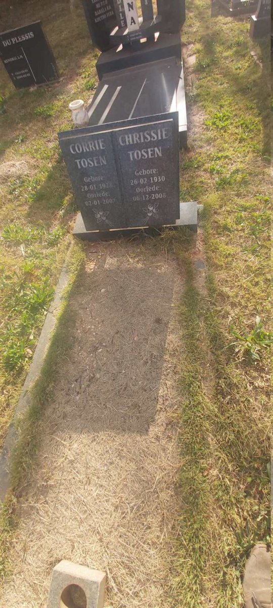 TOSEN Corrie 1928-2007 &amp; Chrissie 1930-2008