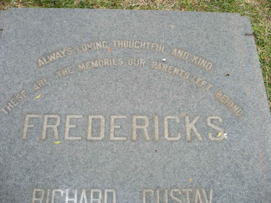 FREDERICKS Richard Gustav 1908-1987 &amp; Francis J. 1911-1980