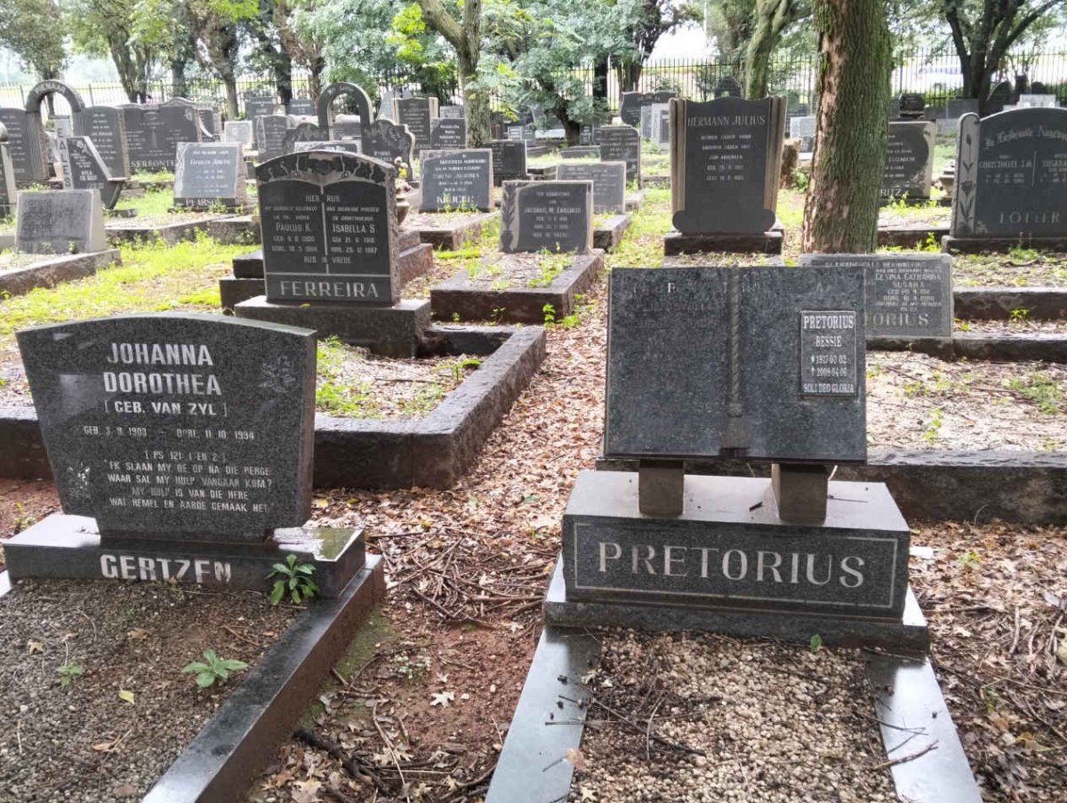 PRETORIUS Marthinus Jacobus -1966 & Bessie 1917-2009 _1