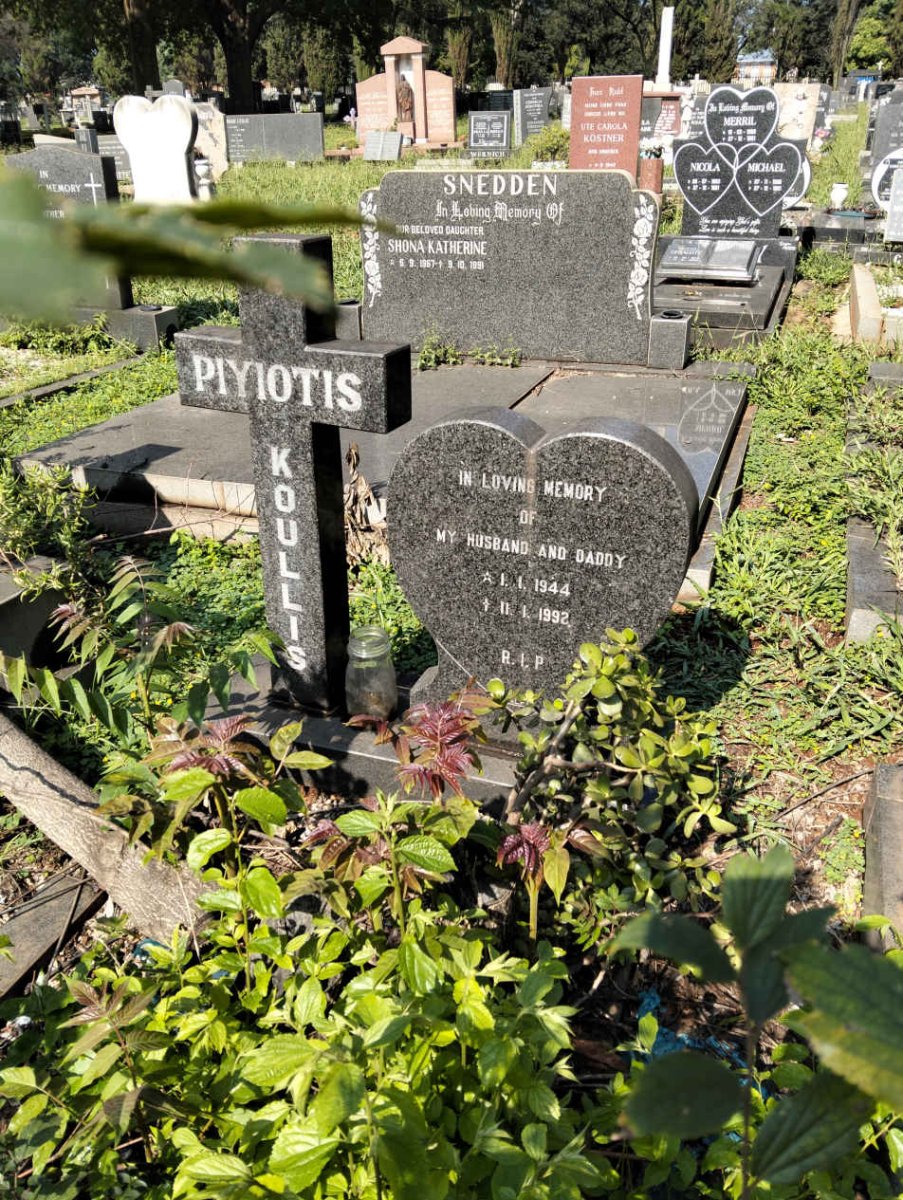 PIYIOTIS Koullis 1944-1992