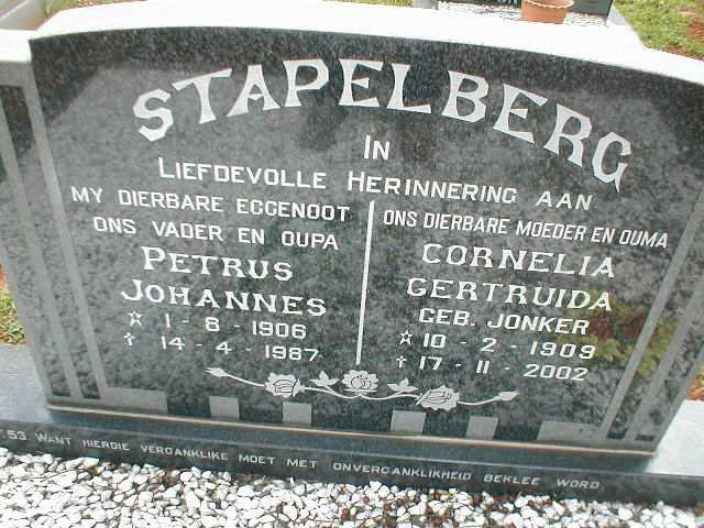 STAPELBERG Petrus Johannes 1906-1987 &amp; Cornelia Gertruida JONKER 1909-2002