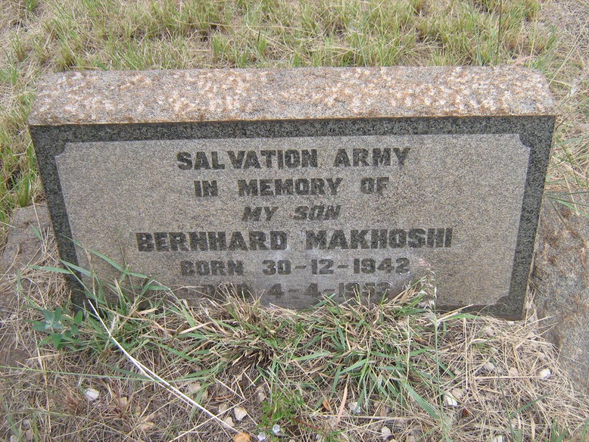MAKHOSHI Bernhard 1942-1953