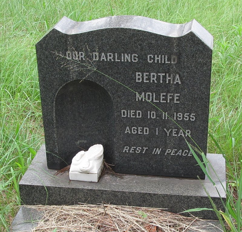 MOLEFE Bertha -1955
