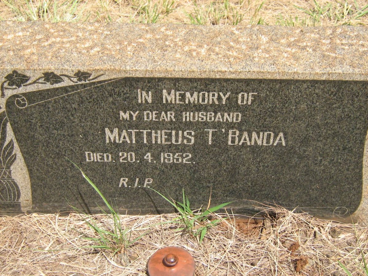 T'BANDA Mattheus -1952