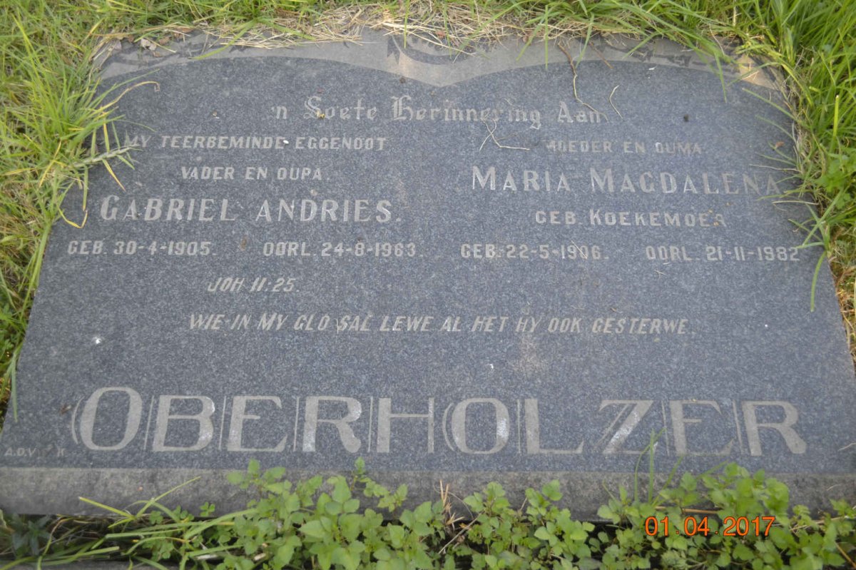 OBERHOLZER Gabriel Andries 1905-1963 &amp; Maria Magdalena KOEKEMOER 1906-1982