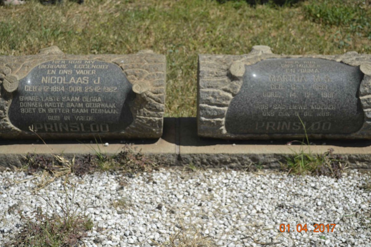PRINSLOO Nicolaas J. 1894-1962 &amp; Martha M.S. 1893-1981