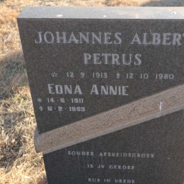 ROODE Johannes Albert Petrus 1913-1980 &amp; Edna Annie 1911-1983