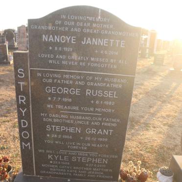 STRYDOM George Russel 1918-1982 &amp; Nancye Jannette 1929-2014