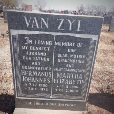 ZYL Hermanus Johannes, van 1900-1976 &amp; Martha Elizabeth 1906-1994