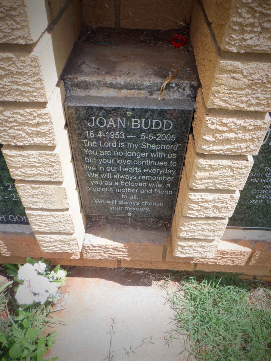 BUDD Joan 1953-2005 