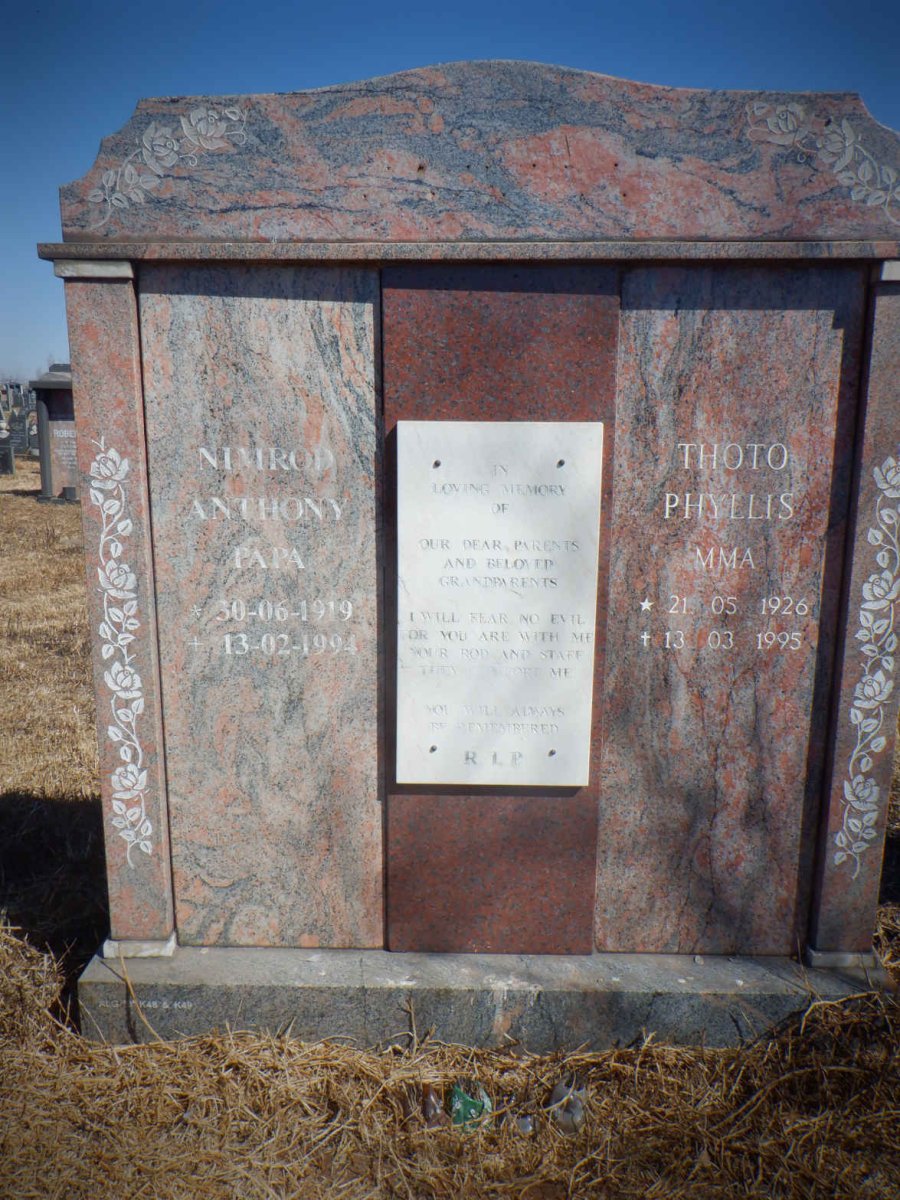? Nimrod Anthony 1916-1994 &amp; Thoto Phyllis 1926-1995