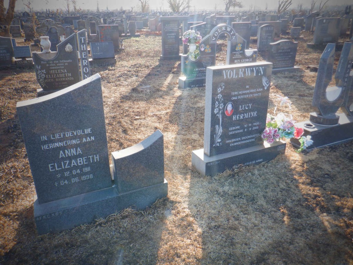 ? Anna Elizabeth 1911-1998