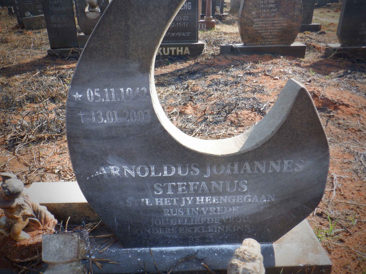 ? Arnoldus Johannes Stefanus 1942-2003