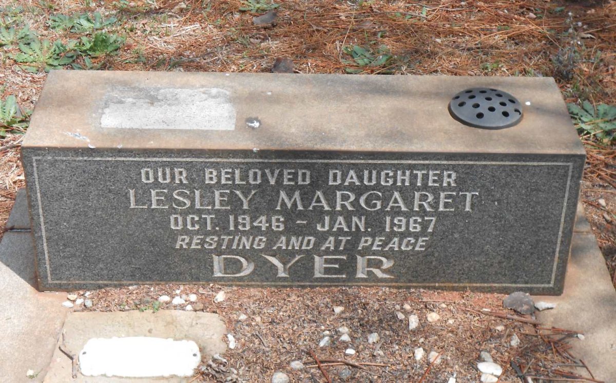 DYER Lesley Margaret 1946-1967
