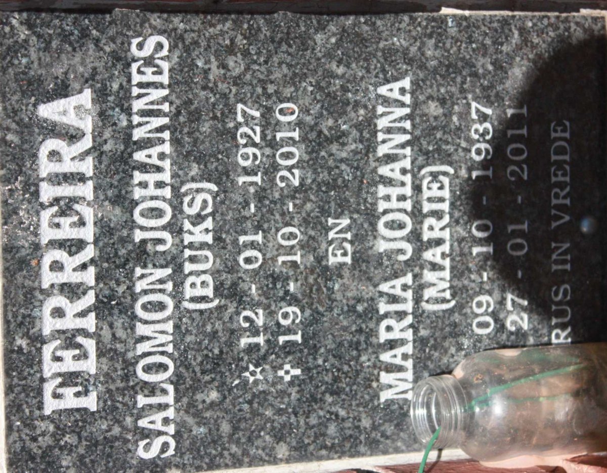 FERREIRA Salomon Johannes 1927-2010 &amp; Maria Johanna 1937-2011